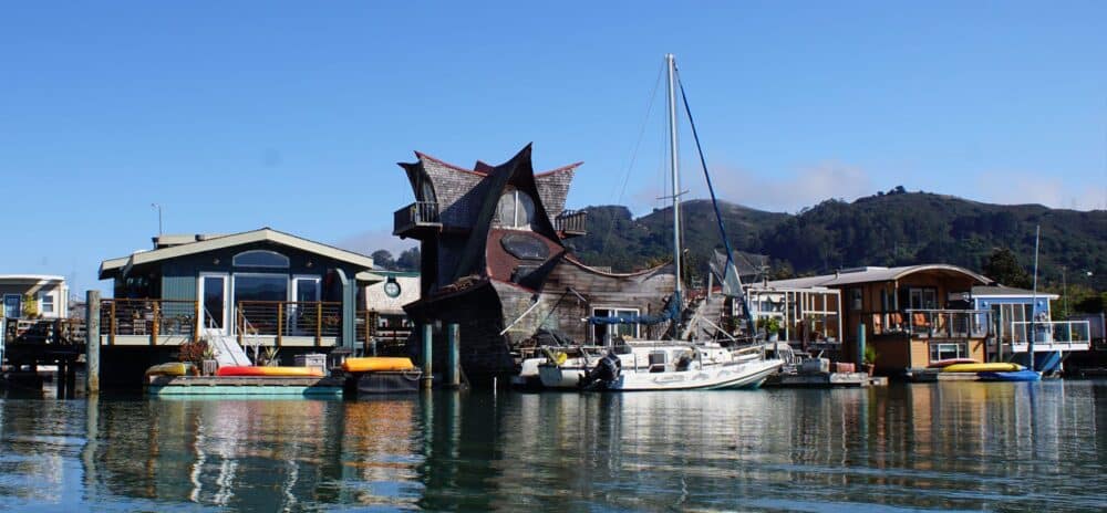 Floating art - Photo by Floating Homes Association 