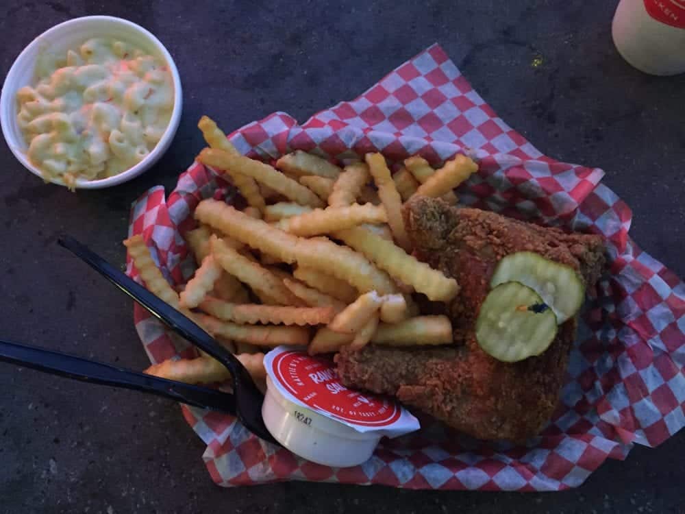 Hattie B_s Chicken - The Most Fun You Can Have With Your Girlfriends in Nashville