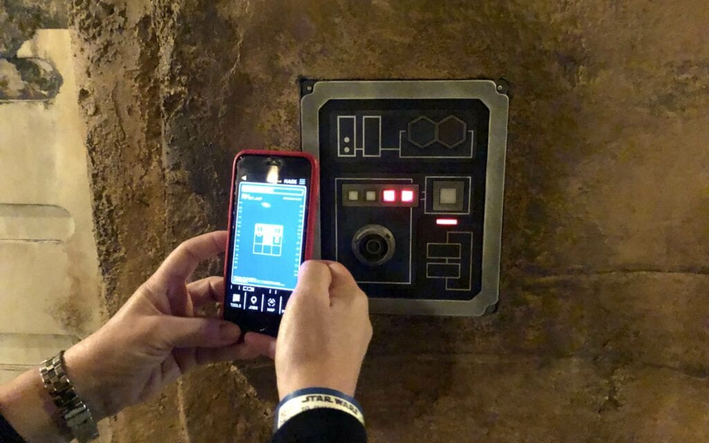 Through Outpost Control, you can help the First Order install their surveillance system or help the Resistance by installing defenses. Photo by Joshua Friedman