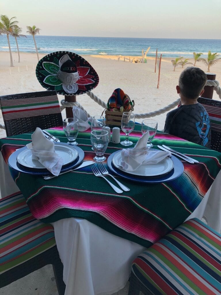 Best Hotel in Cancun for Families Park Royal Golden Cancun Restaurant