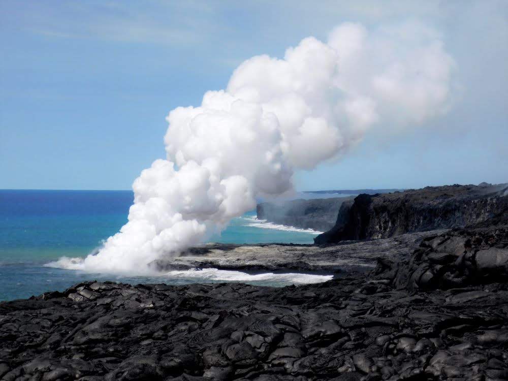 Hawaii Volcanoes National Park - (Family) Travel In the Time of Corona