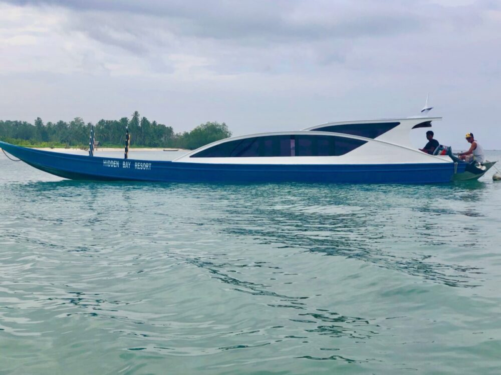 Hidden Baby Resort boat - Surfing Indonesia - The Best Family Surf Trip