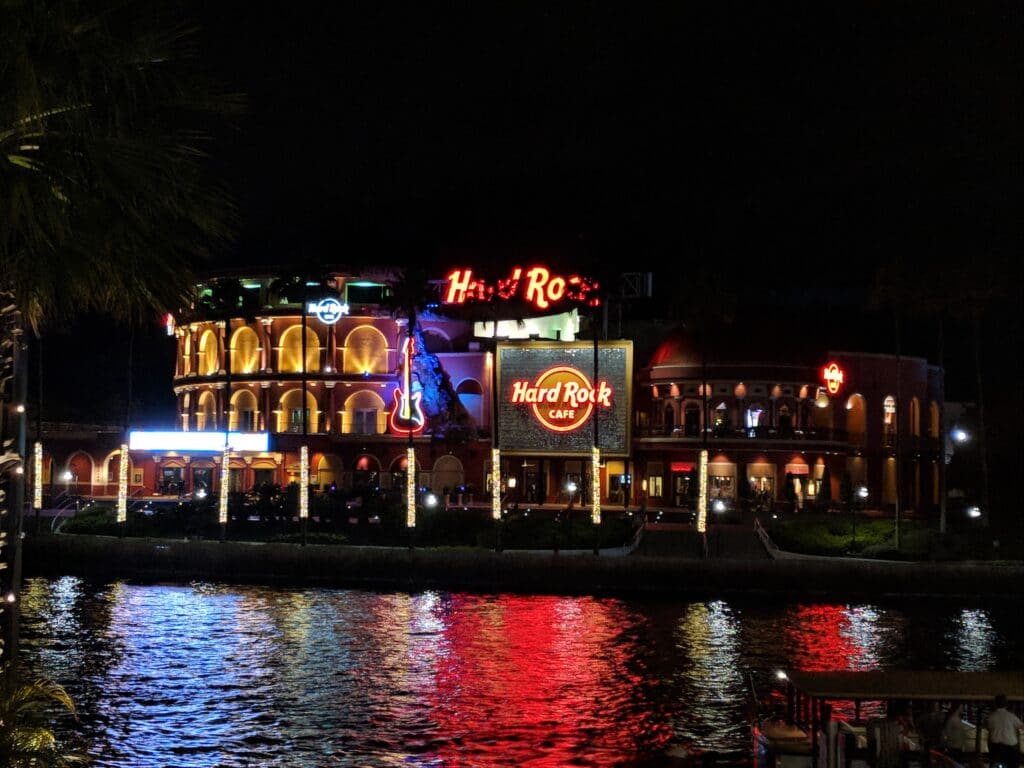 Hard Rock Cafe - What to Expect if You Visit Universal Orlando During COVID