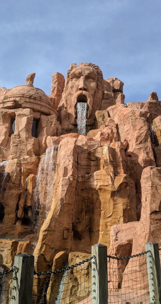 Mythos Theme park - Why Universal Orlando is Better for Families than Disney World