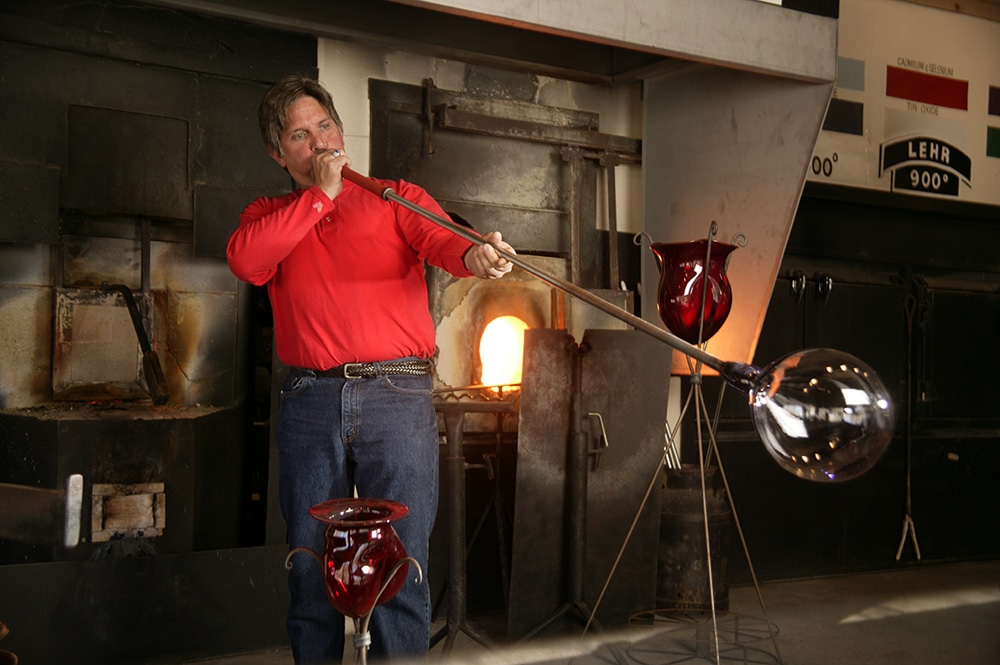 man glass blowing - things to do with kids great smoky mountains