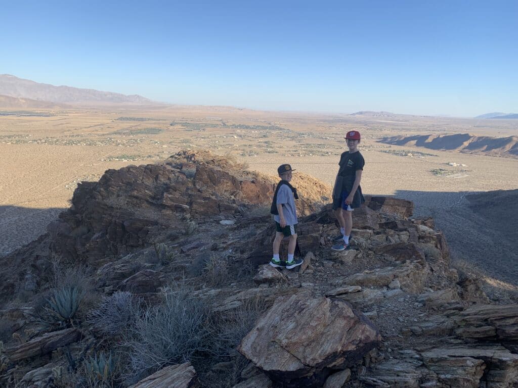 Desert Hiking in Palm Canyon BORREGO springs for family fun with kids!