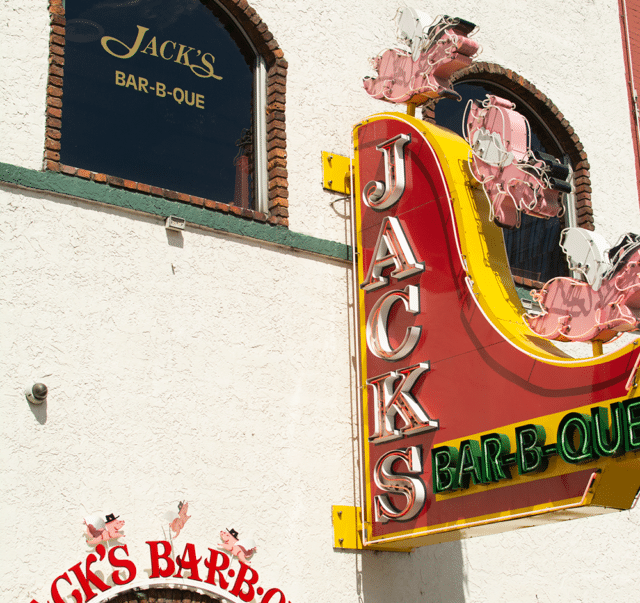 fun places to eat with kids in Nashville