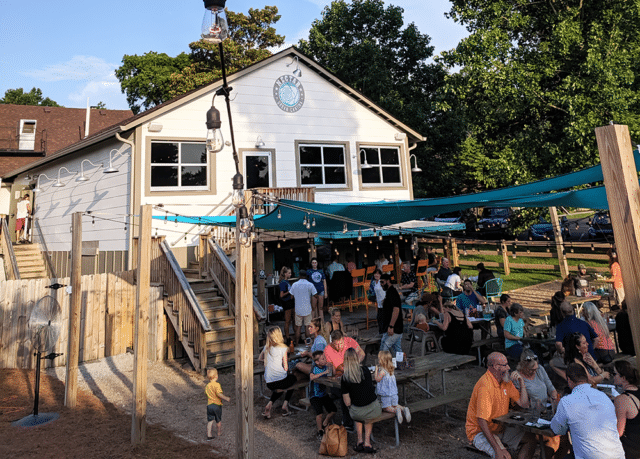 fun places to eat with kids in Nashville