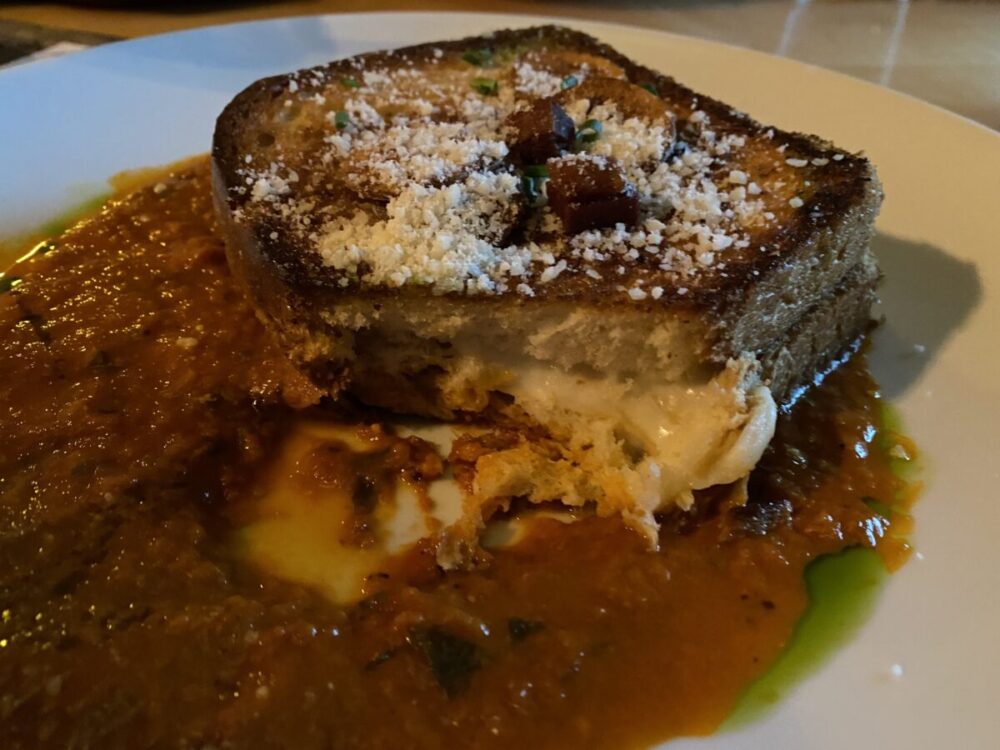 grilled cheese, tomato soup - things to do at universal orlando for adults