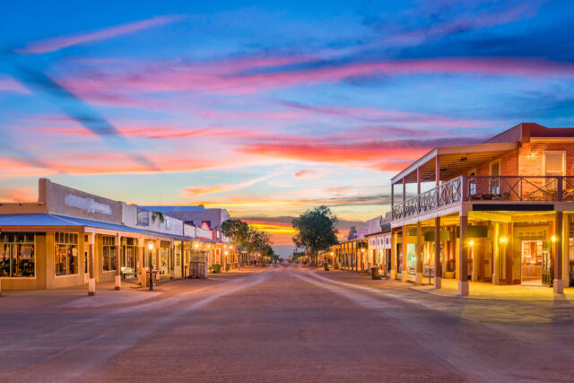 Tombstone at night - The Bullets and Bordellos Ghost Tour in Tombstone