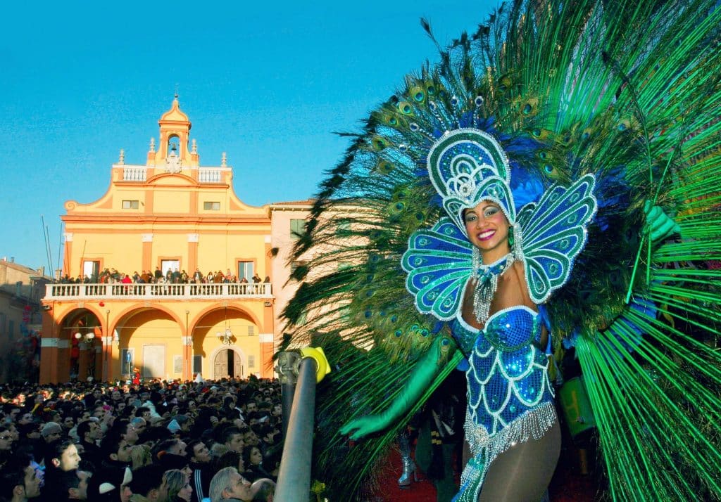 The Twinning of the Carnevale di Cento With Rio de Janeiro's Carnival.// Where To Celebrate Carnevale In Italy With Kids.