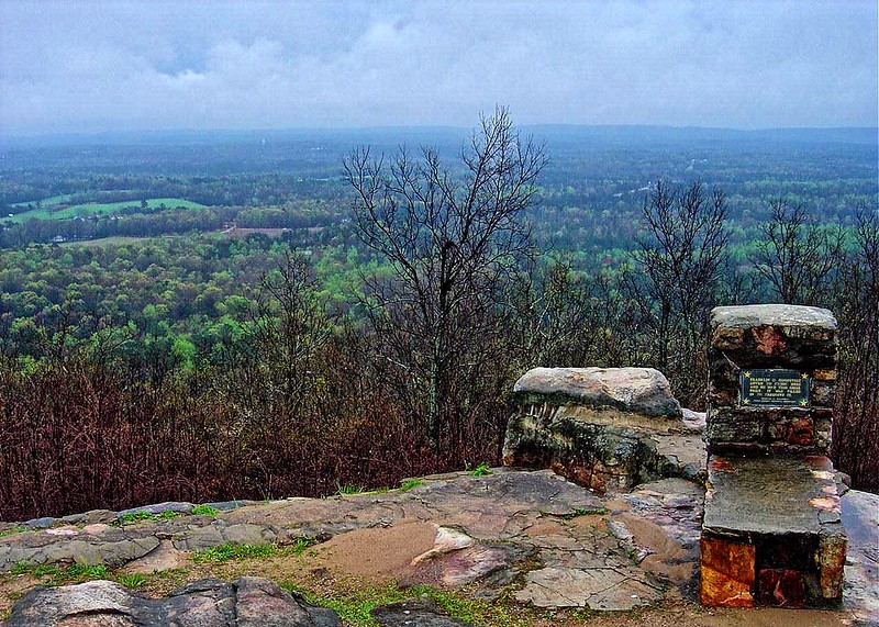 Scenic View From One Of Georgia's Most Beautiful National Parks.// Presidents Day Weekend Getaways Trips: Learning Vacations For