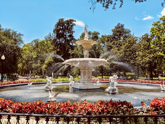 Famous Fountain in Forsyth Park in Savannah, GA - Things To Do With Kids in Savannah, GA
