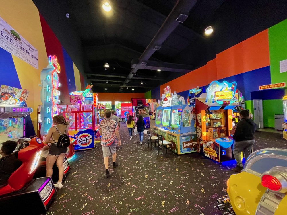 arcade - things to do in visalia