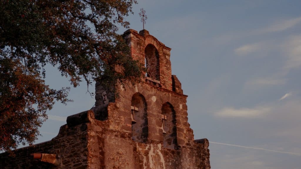 Mission Espada - Romantic Getaway in San Antonio, TX