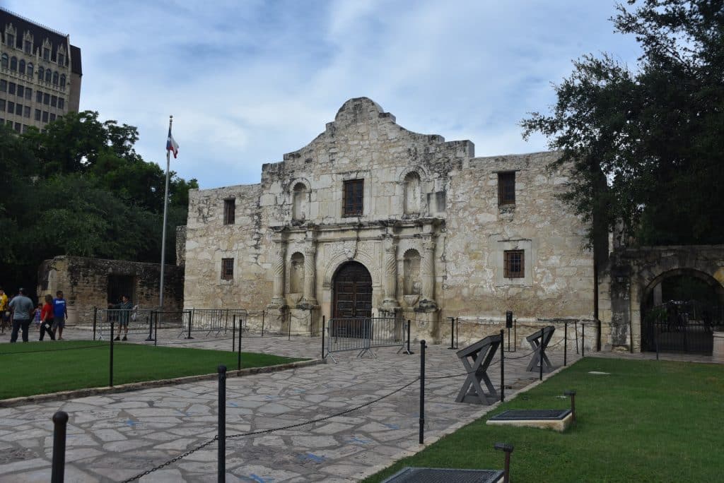 The Alamo, San Antonio - Romantic Getaway in San Antonio, TX