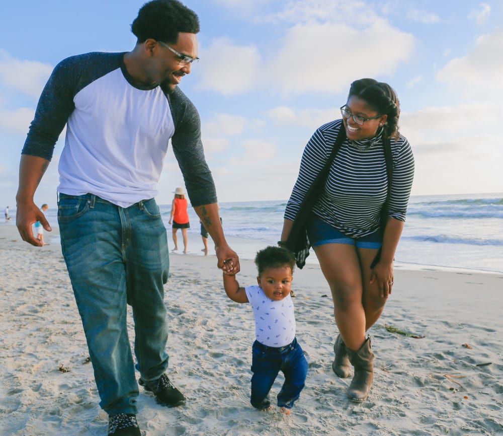 Both parents can be healthy models and leaders for their children while on vacation. 