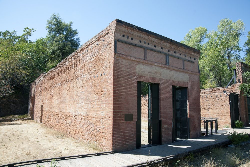 Unoccupied structure in Historic Shasta City, California State Park