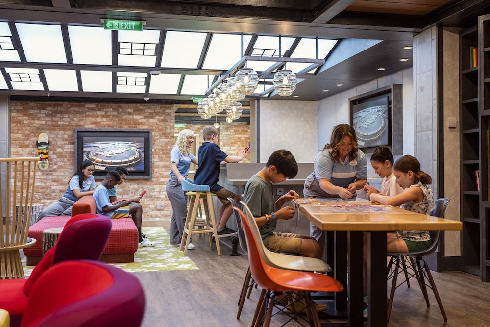 Why The Disney Wish is a Teen’s Dream Come True - Edge teen area, tweensplaying games