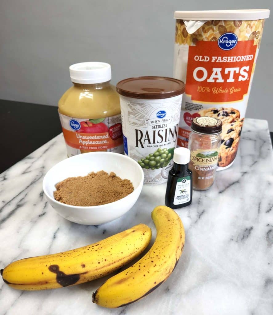 Road Trip Cookie ingredients: bananas, applesauce, raisins, oatmeal