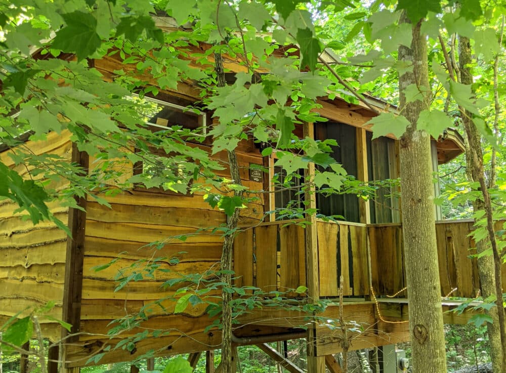 Terralodge-Featured A romantic treehouse at Terralodge in Monteagle, Tennessee