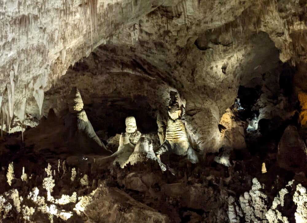 CarlsbadCaverns_Featured Rock formations in Carlsbad Caverns National Park