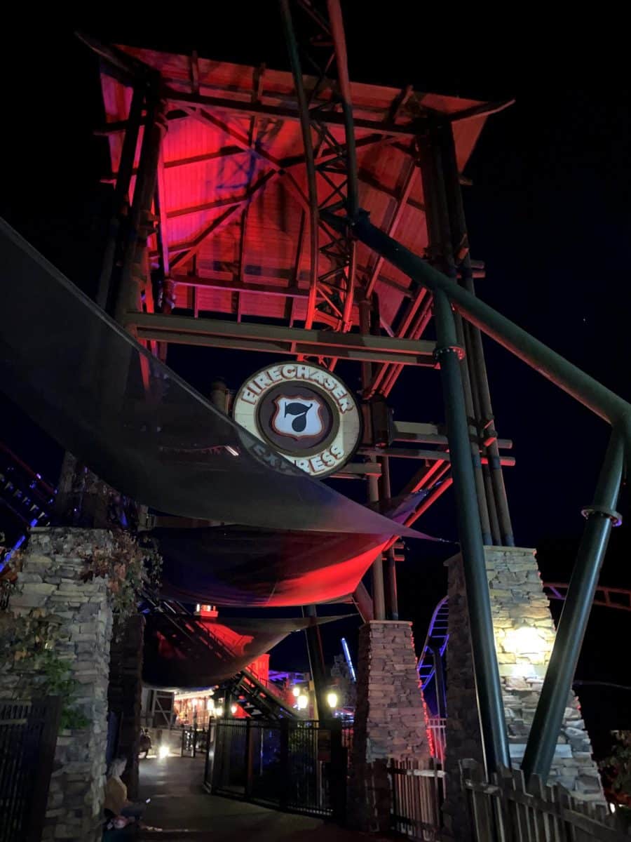 rollercoaster - holiday magic at walt disney world, universal orlando and dollyworld