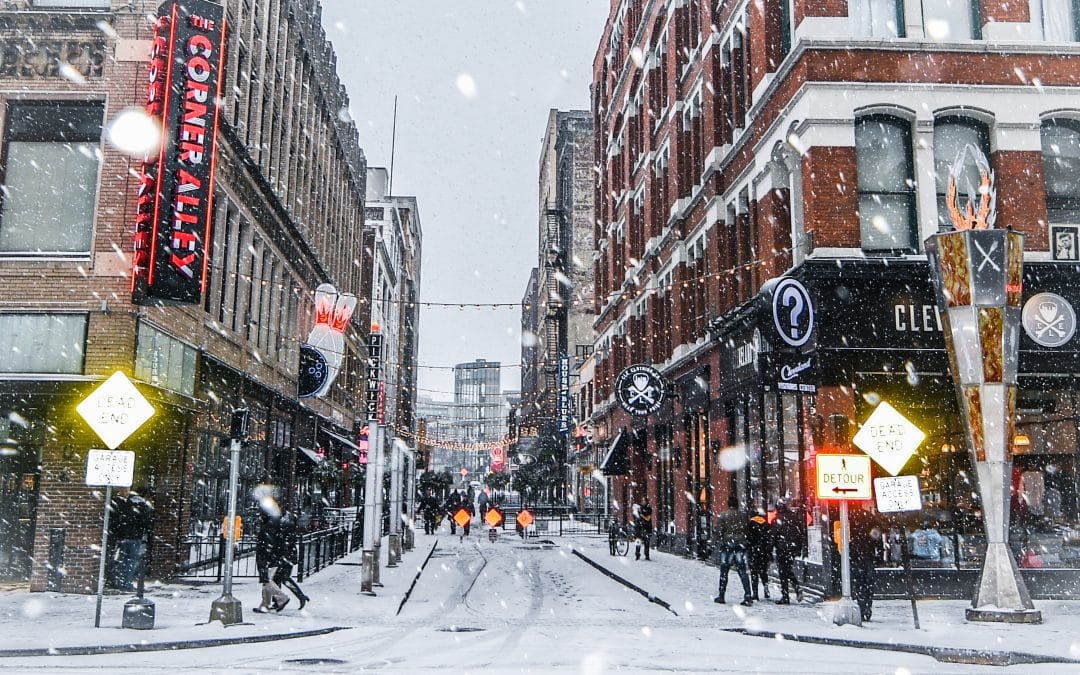 7 Memorable Midwestern Winter Getaways For Families