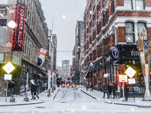 7 Memorable Midwest Winter Getaways for Families