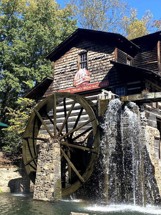 forget-disney-world-here-are-the-best-parks-with-cheap-theme-park