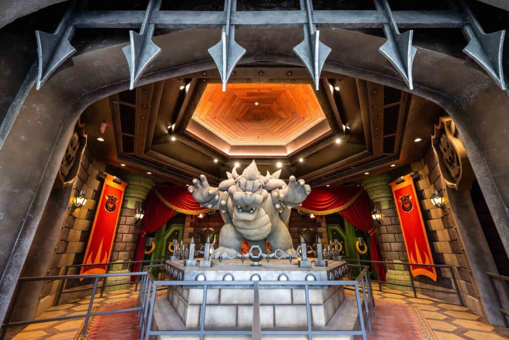 Bowser's statue in his castle - Super Nintendo World Hollywood