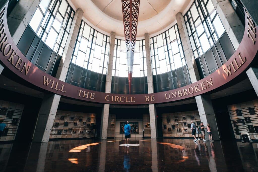 rotunda with inscription - Romantic Getaways in Tennessee