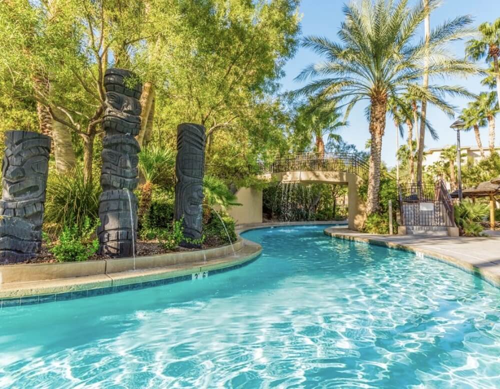 Lazy river with totem poles on sides - best pools in vegas for kids
