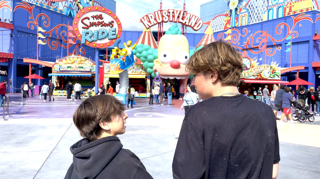 boys in amusement park - Tiqets