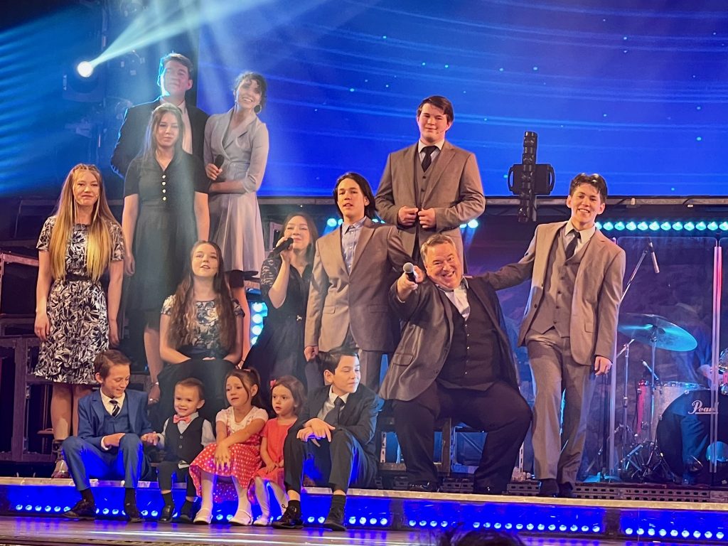 family singers - branson family vacation