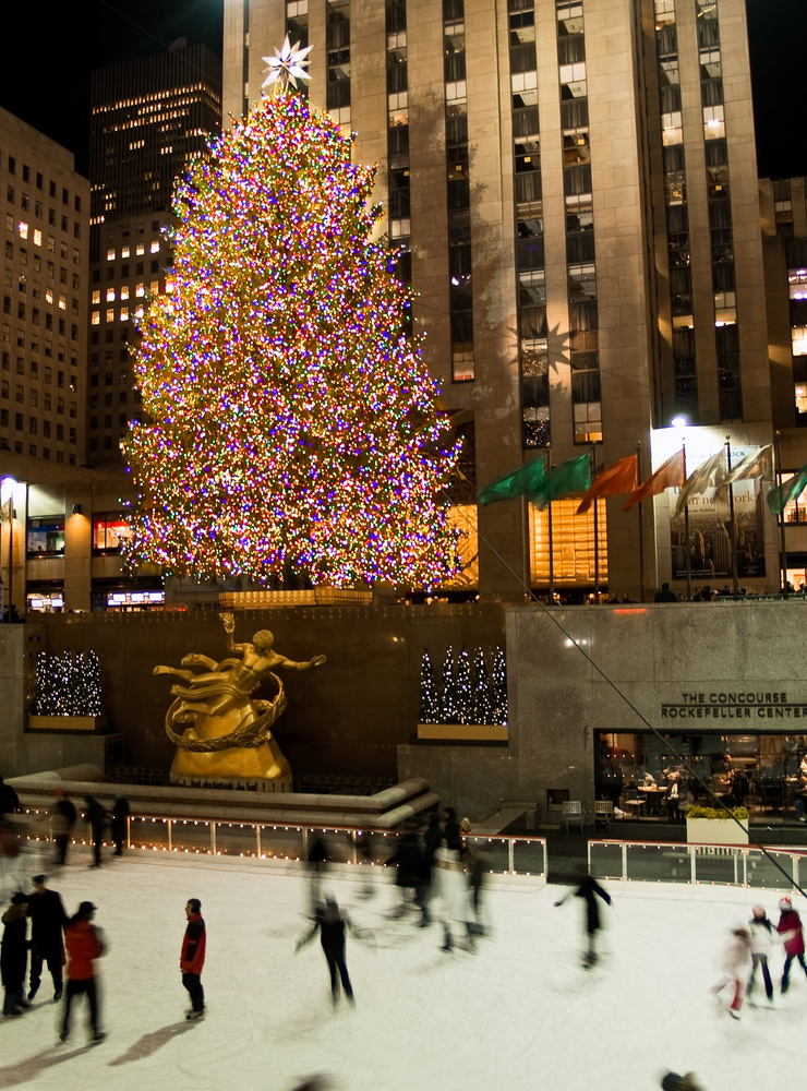 Skaters at Rockefeller in NYC. 