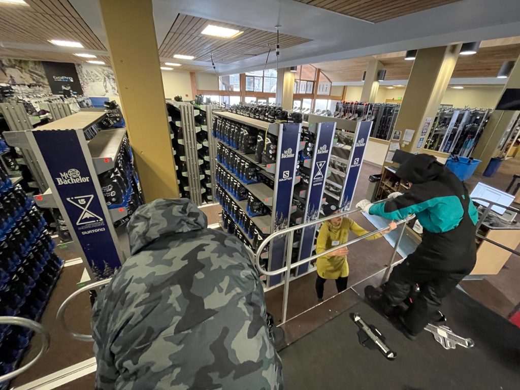 ski rental area - family things to do in Bend Oregon