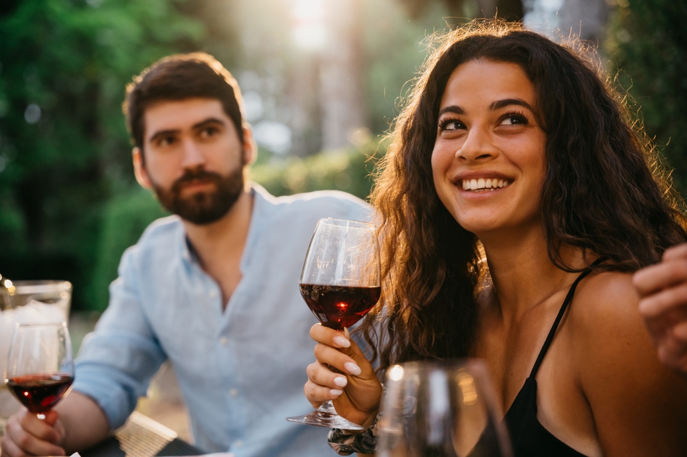 Couple wine tasting. -best Romantic Getaways near LA