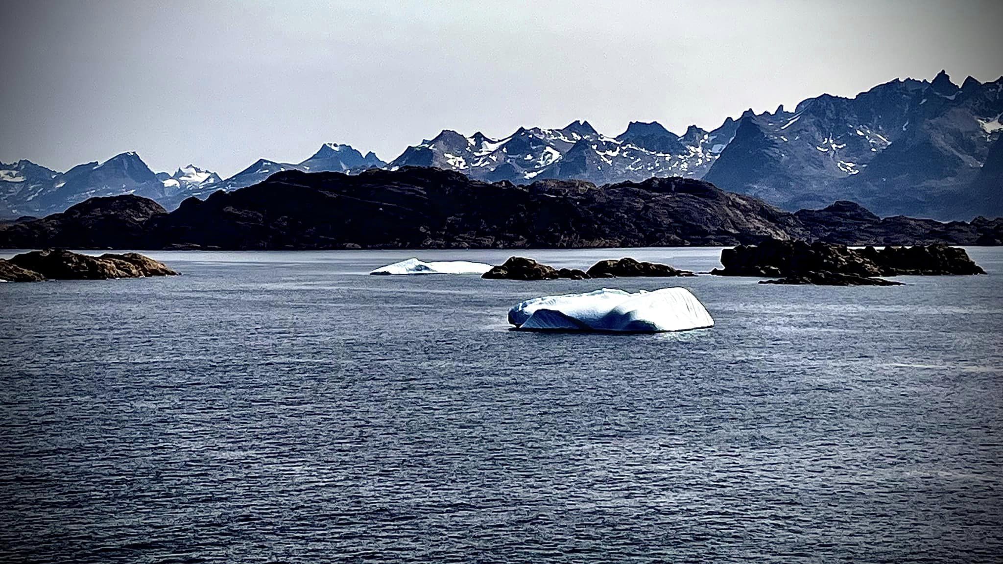 mnticbrs Arctic Sea by Stephen McCourt