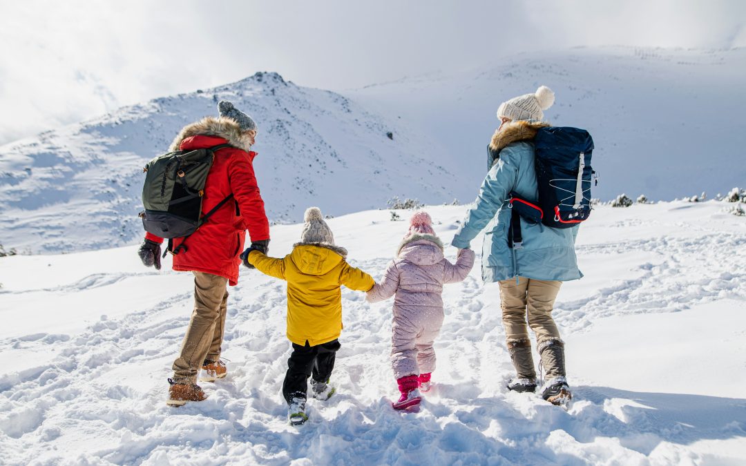 Best Tips for Packing and Playing on a Family Ski Resort Vacation