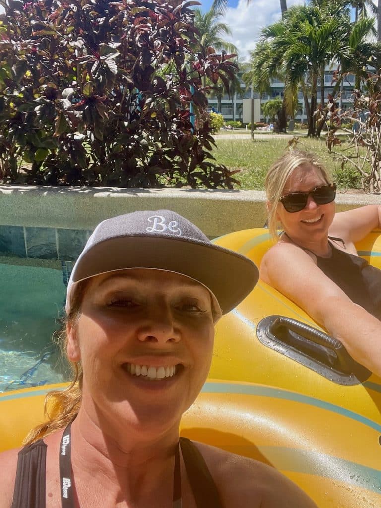moms on inner tubes