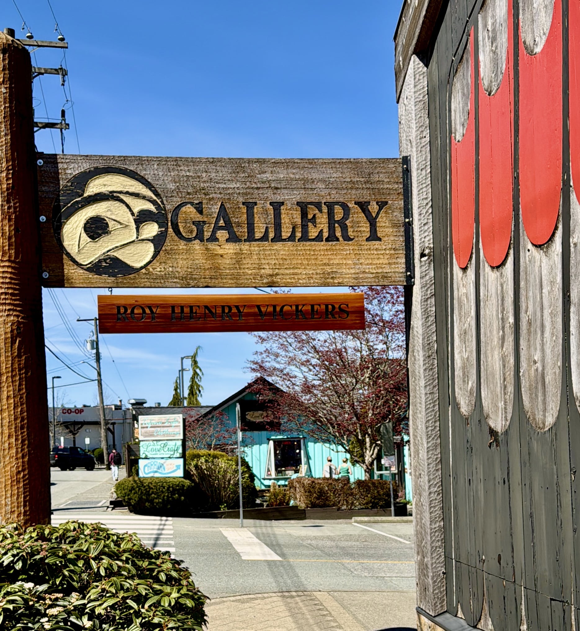 Indigenous Art in Tofino. 