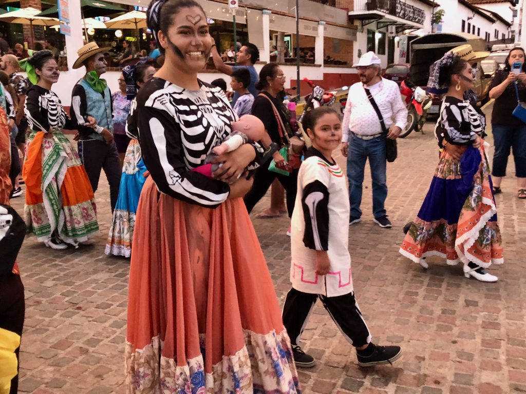 Dia de los Muertos parade