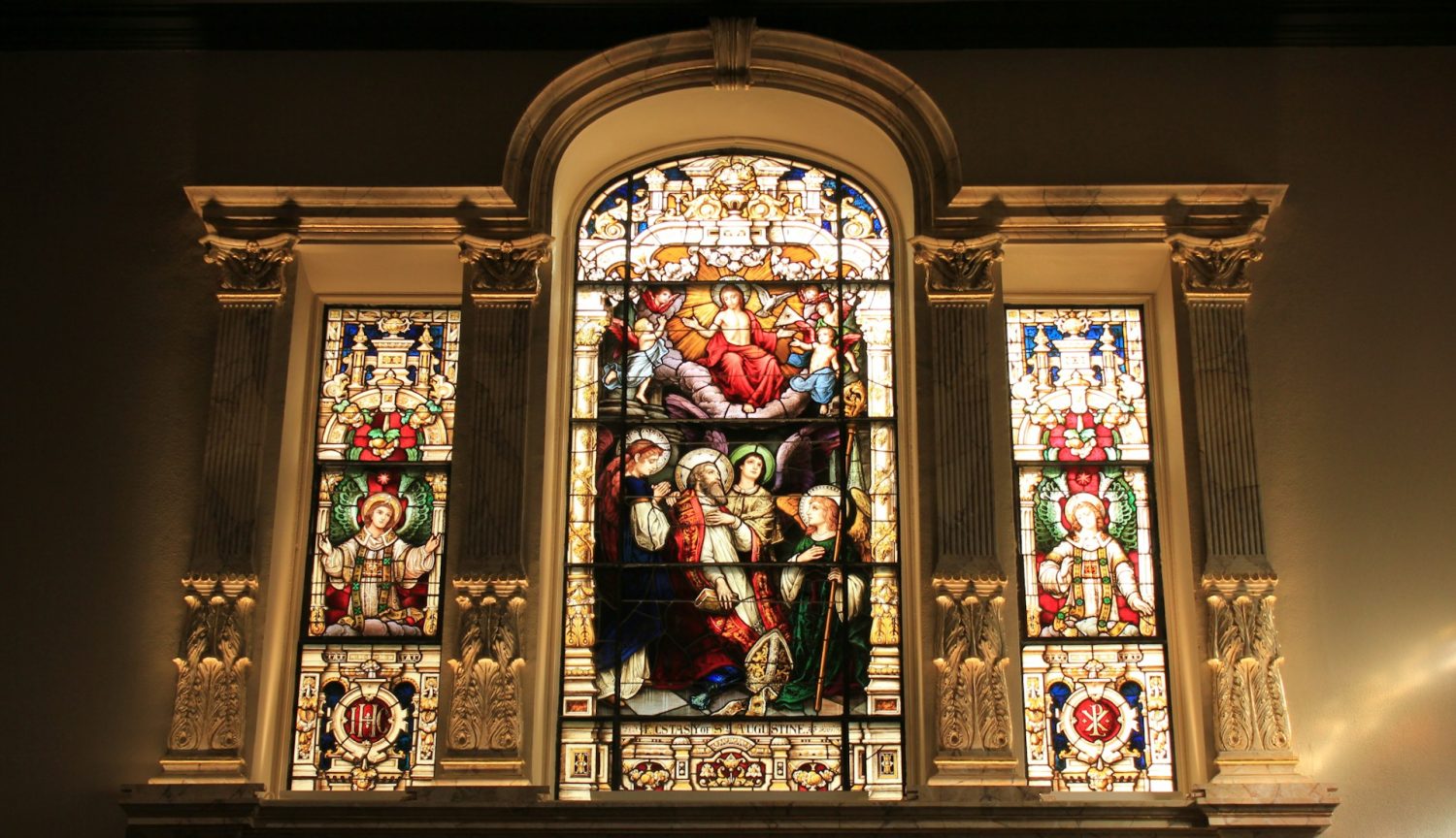 Stained glass inside Cathedral Basilica of St. Augustine. Free things to do with kids in St. Augustine.