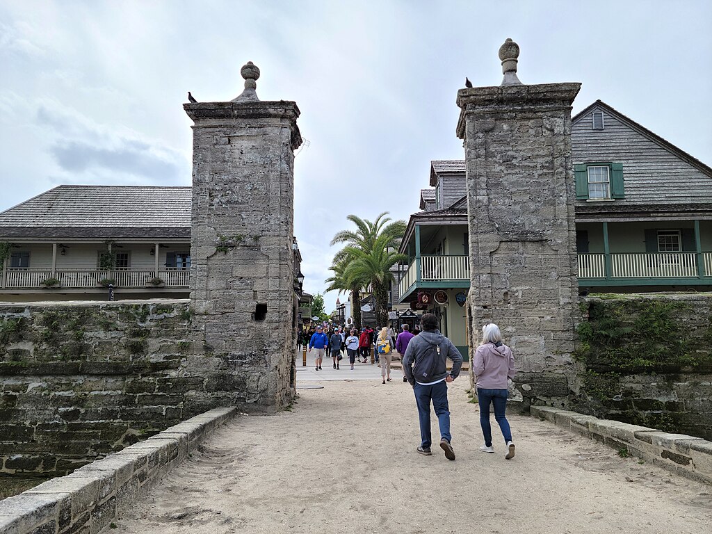 Old City Gates at the entrance to St. George Street. Free things to do with kids in St. Augustine. 
