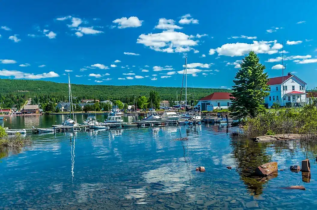 Artist Point at Grand Marais, Minnesota, on Lake Superior. Grand Marias with kids. 