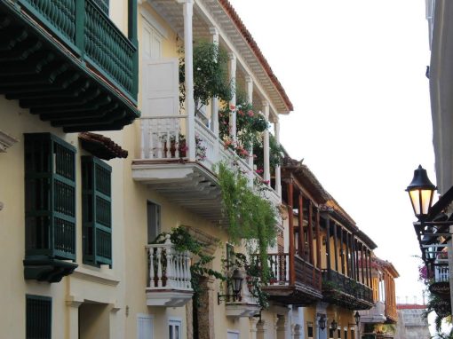 15+ Romantic Things To Do In Cartagena: Dining, Dancing, and Dreaming