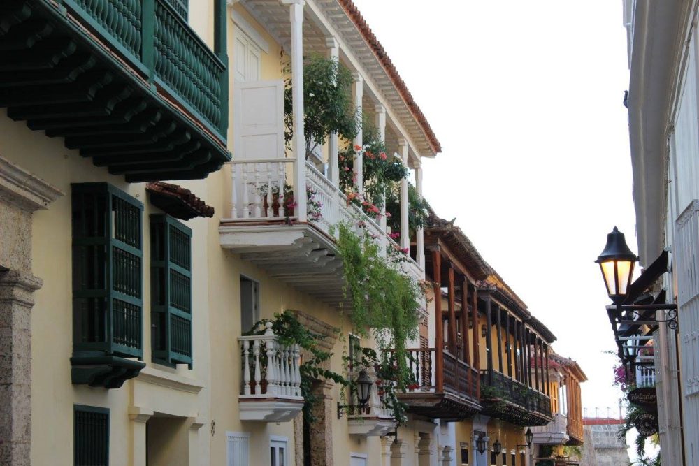 Spanish colonial buildings - Things to do in Cartagena.