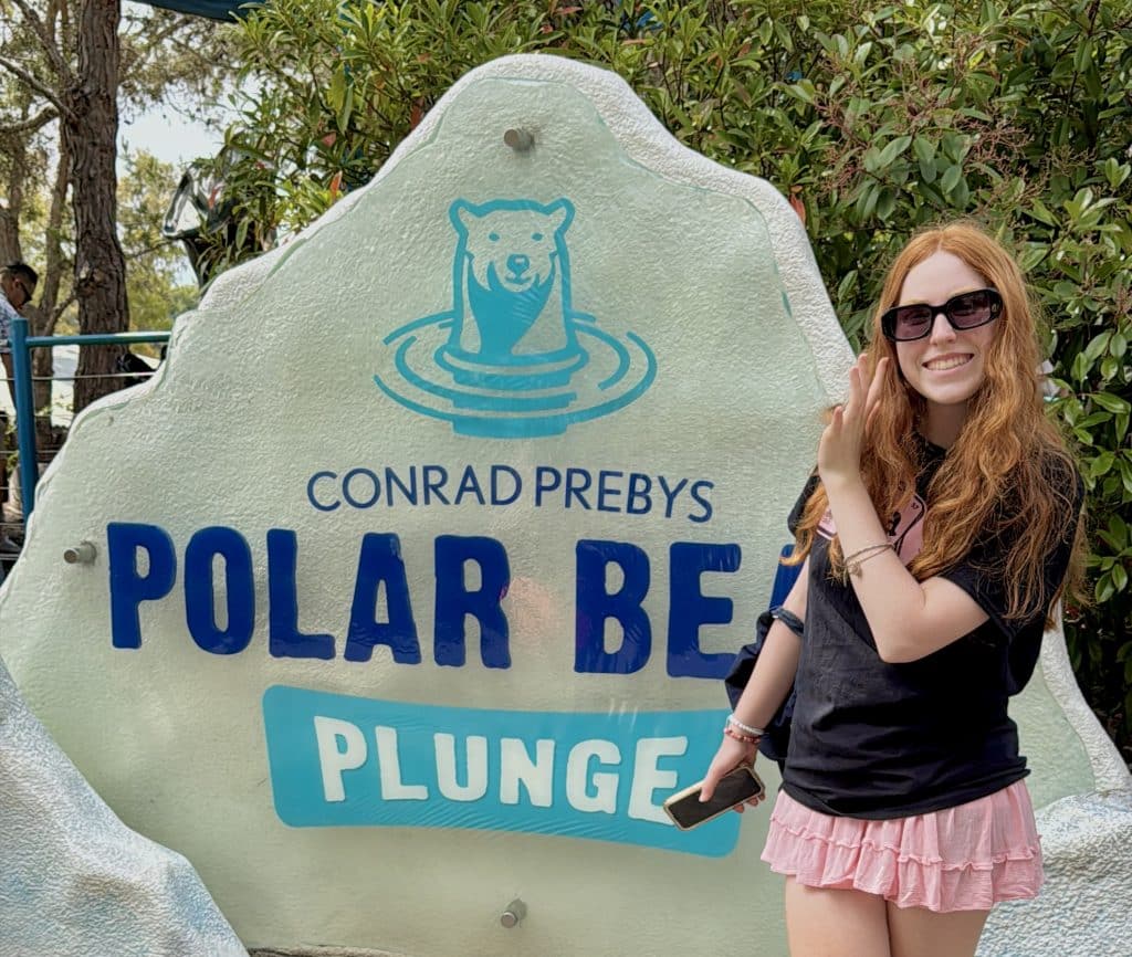 Kids love the zoo, especially the polar bear plunge!