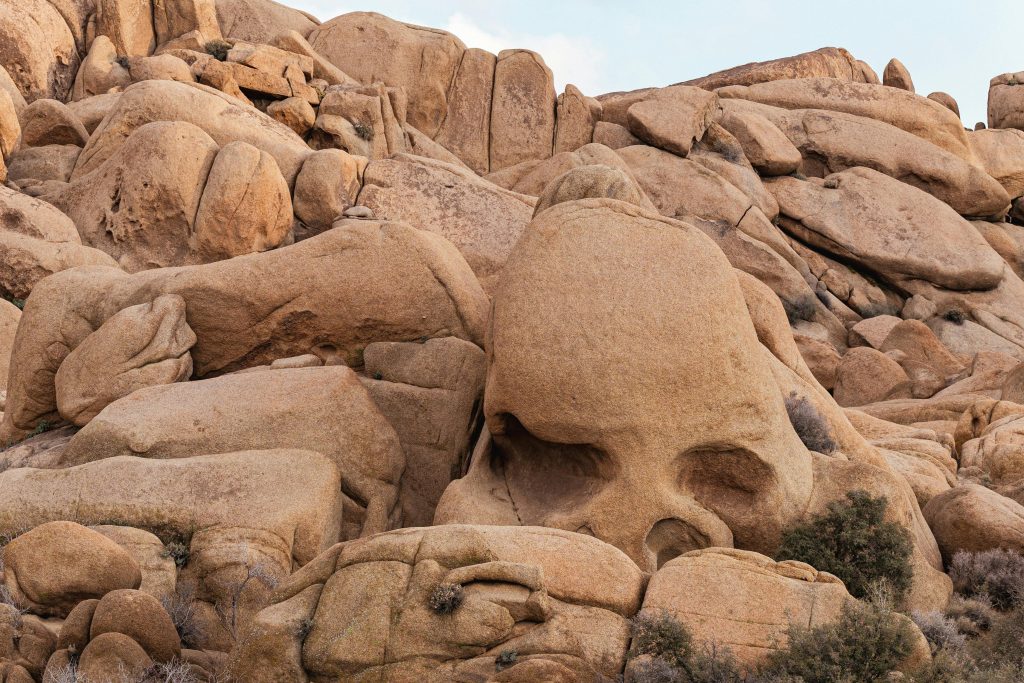 Skull rock at Joshua Tree NP